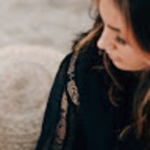 Meet your Posher, Adriana